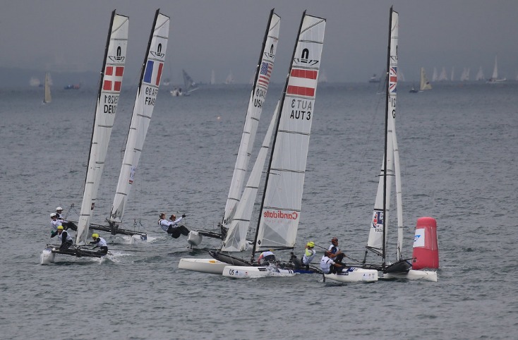 羅貝托刷新,紅藍,勝里程碑,星空体育官网,星空体育App,星空体育直播,星空体育入口,星空体育中心